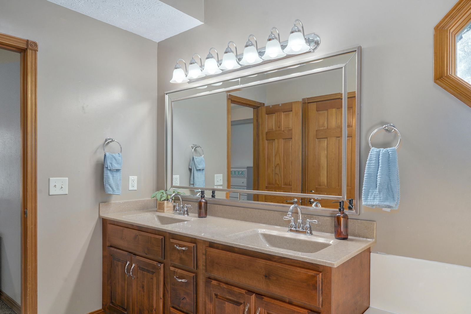 4668 S Warren Ave-23 at 4668 S Warren Road, Springfield, MO 65810