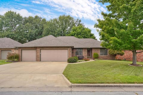 Front of 4571 S Park Avenue, Springfield, MO 65810
