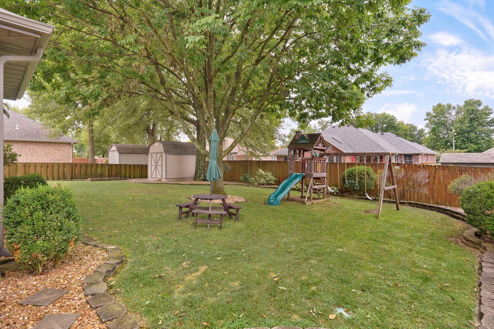 4571 S Park Ave-35 at 4571 S Park Avenue, Springfield, MO 65810