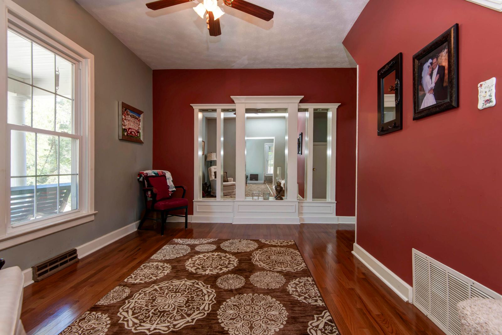Ellison (9) at 3060 W Ellison Drive, Springfield, MO 65810