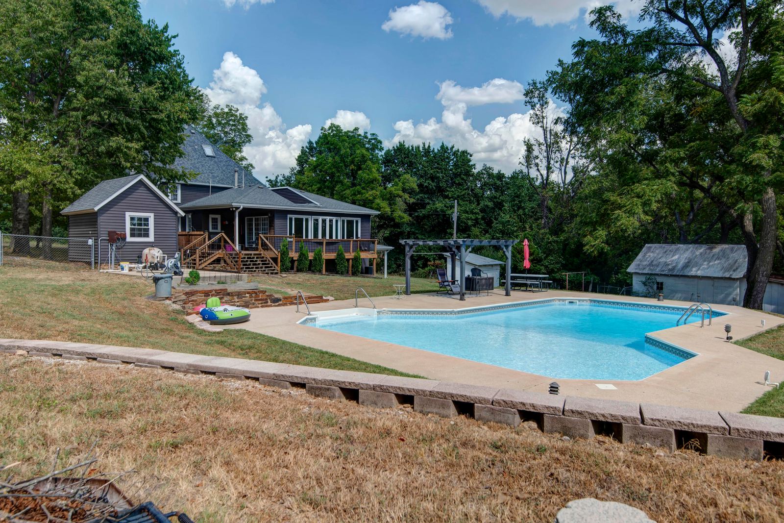 Ellison (47) at 3060 W Ellison Drive, Springfield, MO 65810
