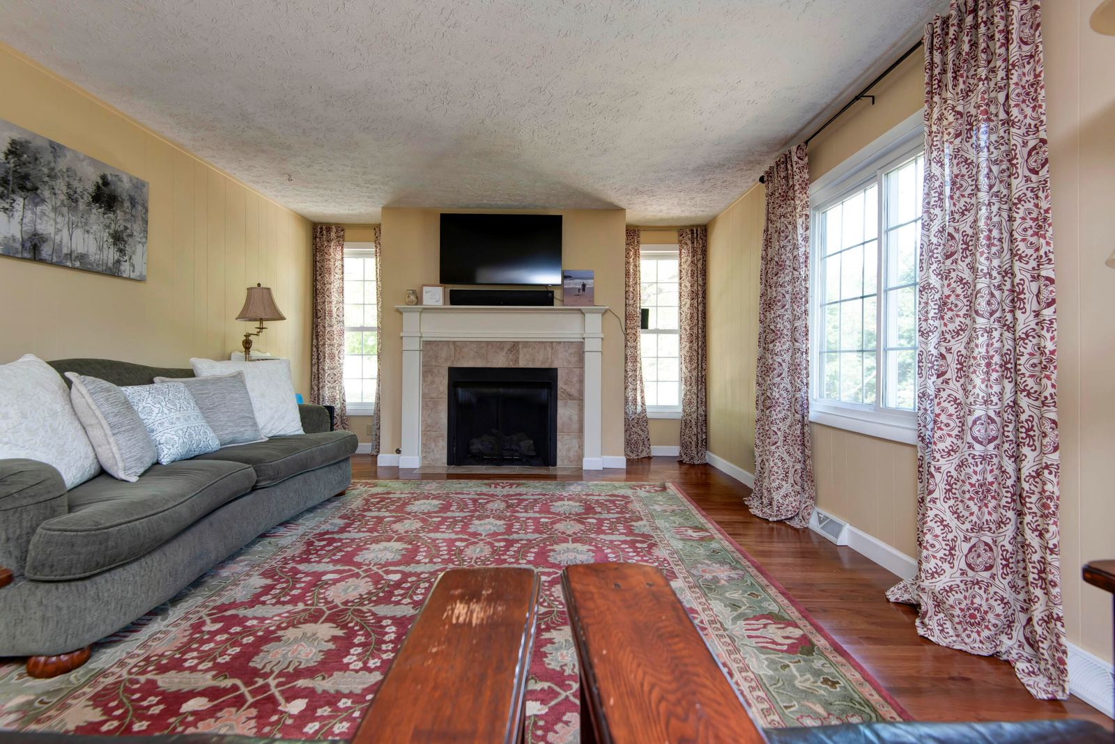 Ellison (12) at 3060 W Ellison Drive, Springfield, MO 65810