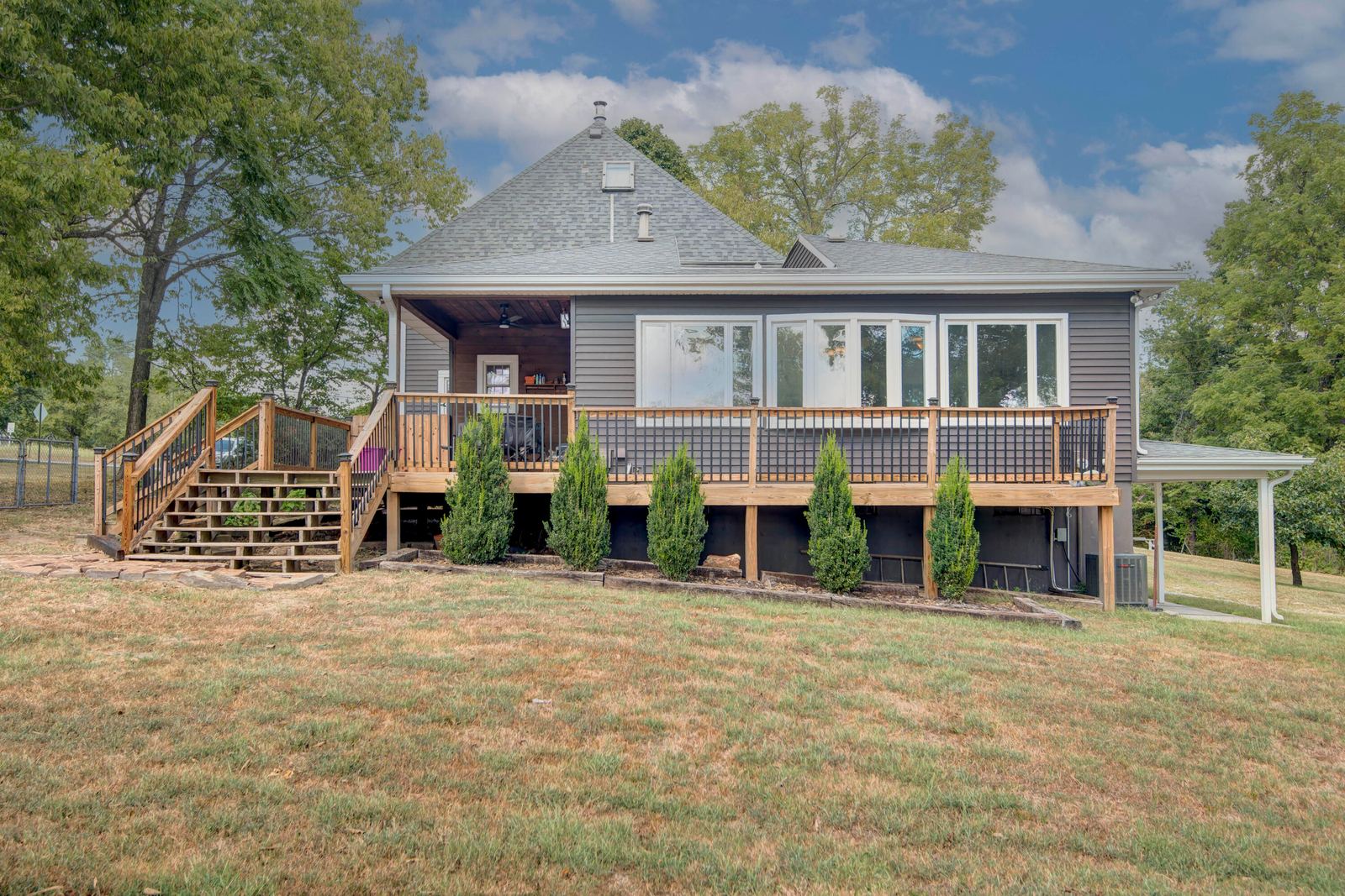 Ellison (43) at 3060 W Ellison Drive, Springfield, MO 65810