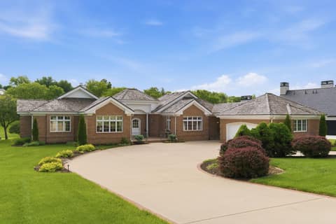 Front of 5722 S Castlebay Drive, Springfield, MO 65809