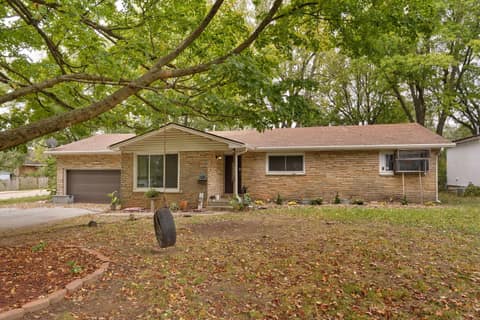 Front of 1619 S Estate Avenue, Springfield, MO 65804