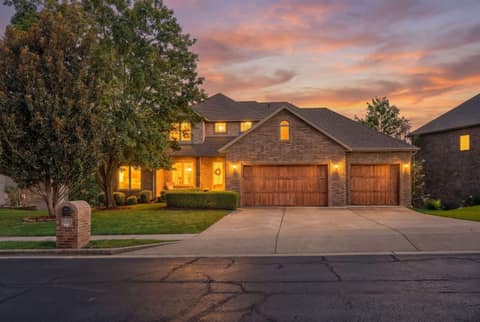 Front of 1222 W Stone Meadow Way, Springfield, MO 65810