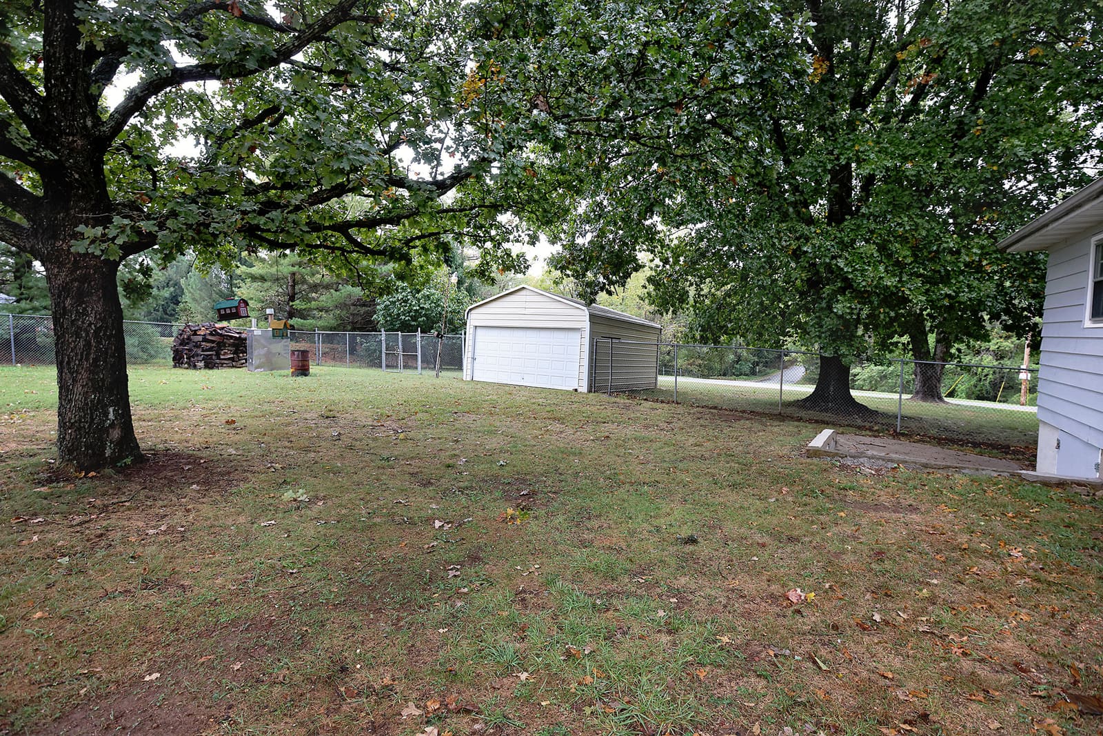 Detached garage at 5020 E Farm Rd 138, Springfield, MO 65809
