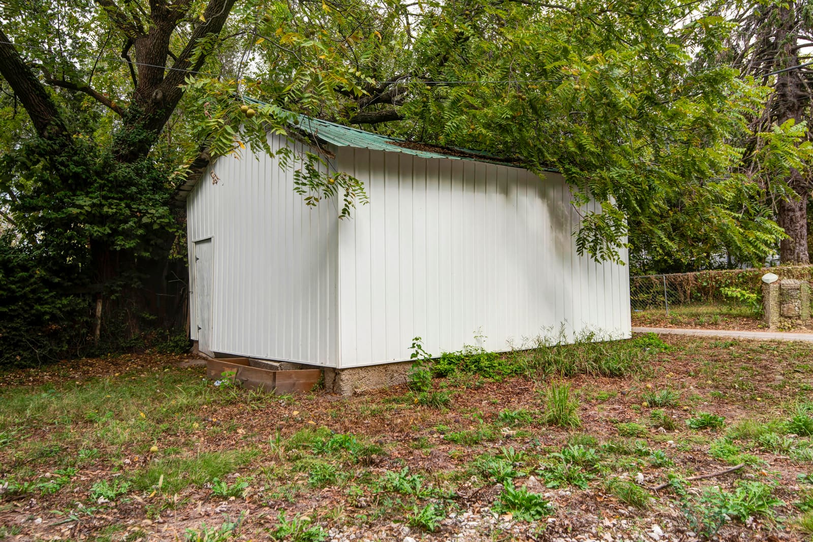 Garage side facing house at 2216 N Taylor Avenue, Springfield, MO 65803
