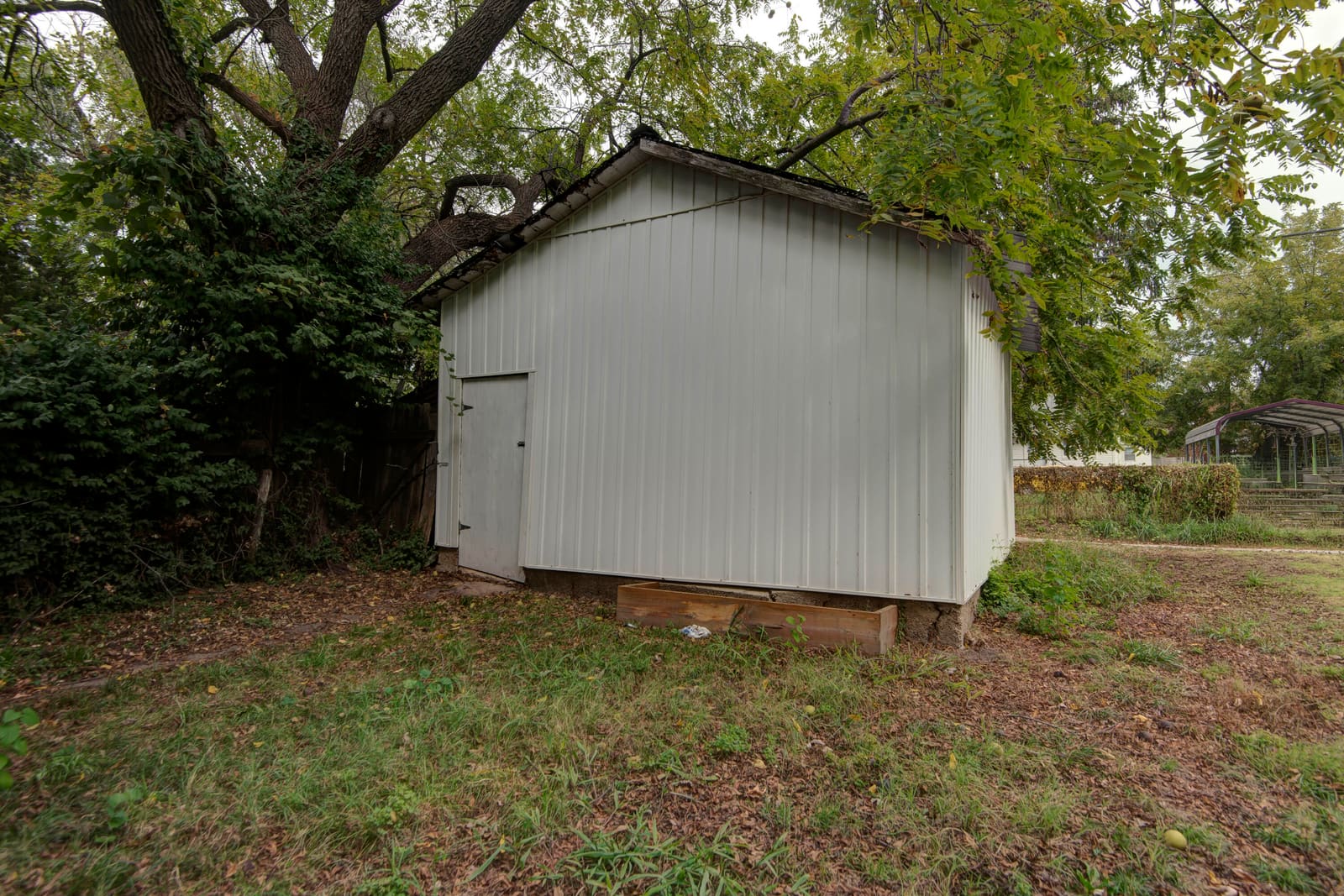 garage 2 at 2216 N Taylor Avenue, Springfield, MO 65803