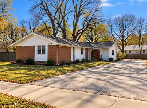 Front of 2511 S Ingram Mill Road Unit A & B, Springfield, MO 65804
