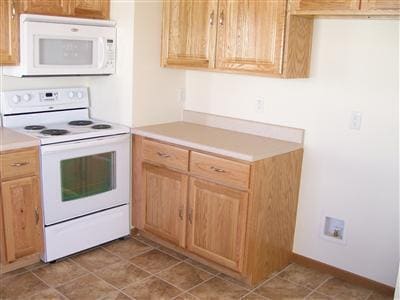 2445 N Weller 9 at 2445 N Weller Avenue, Springfield, MO 65803