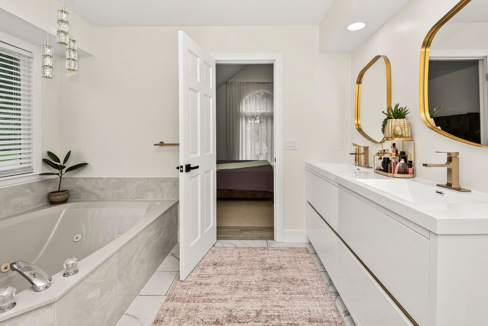 21g at 4916 S Buckingham Lane, Springfield, MO 65810