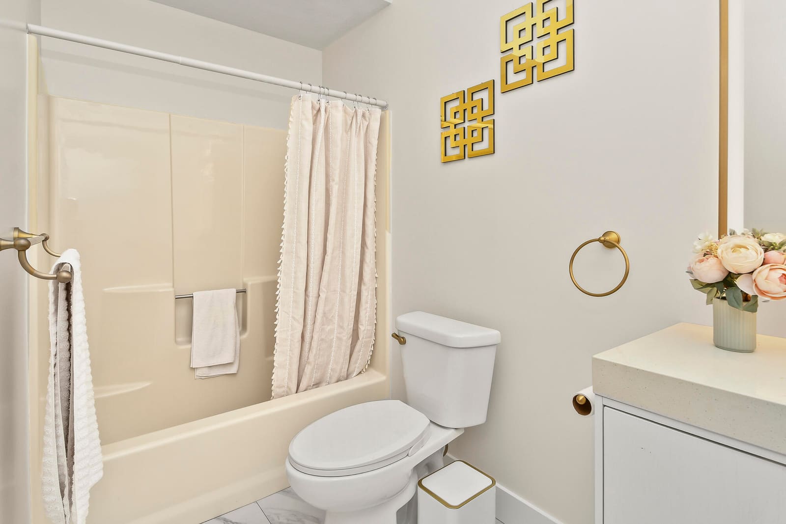 44 at 4916 S Buckingham Lane, Springfield, MO 65810
