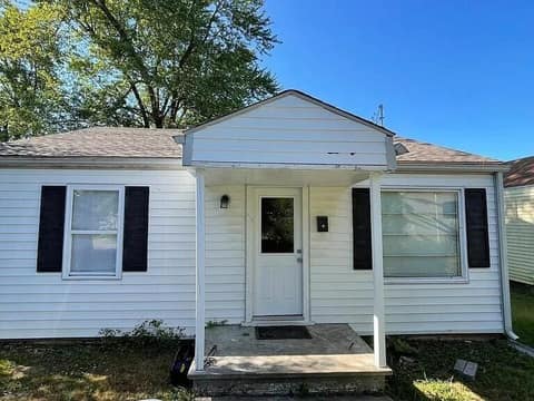 Front of 2628 W Mount Vernon Street, Springfield, MO 65802