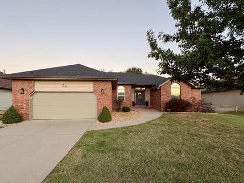 Front of 3226 N Dickerson Avenue, Springfield, MO 65803